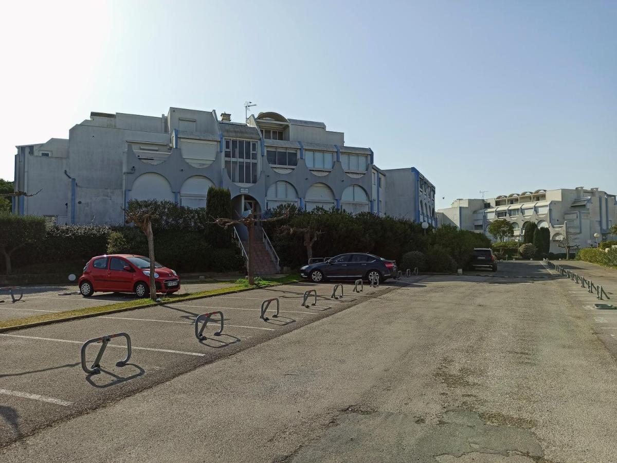 Studio Avec Piscine - Proche Mer - 27M2 Le Grau-du-Roi Zewnętrze zdjęcie