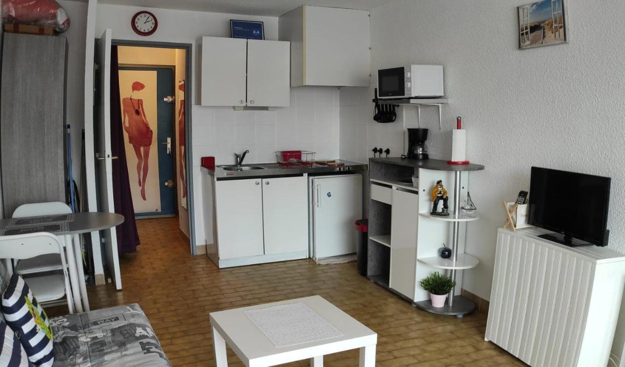 Studio Avec Piscine - Proche Mer - 27M2 Le Grau-du-Roi Zewnętrze zdjęcie